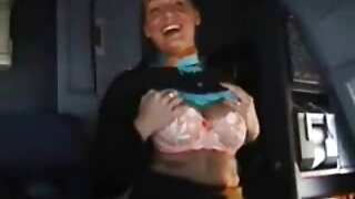 Zadivljujuću plavu domaci kucni porno milicu Carmen Caliente pojeba maser ispred muža